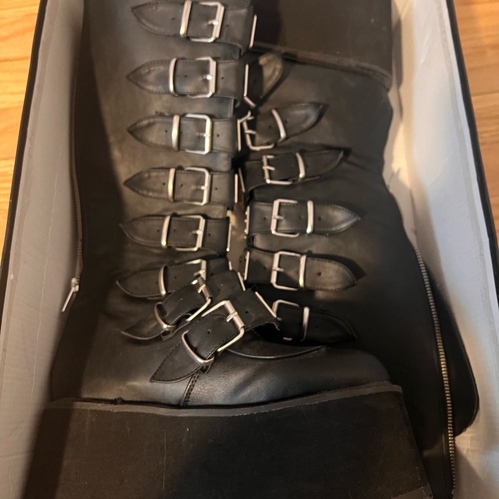Demonia Damned - 318
